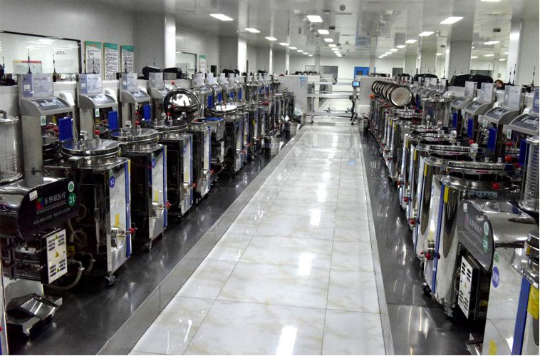 長春市政協(xié)副主席郝肖鋒、市外事辦公室副主任段華旭等一行蒞臨公正集團(tuán)參觀調(diào)研