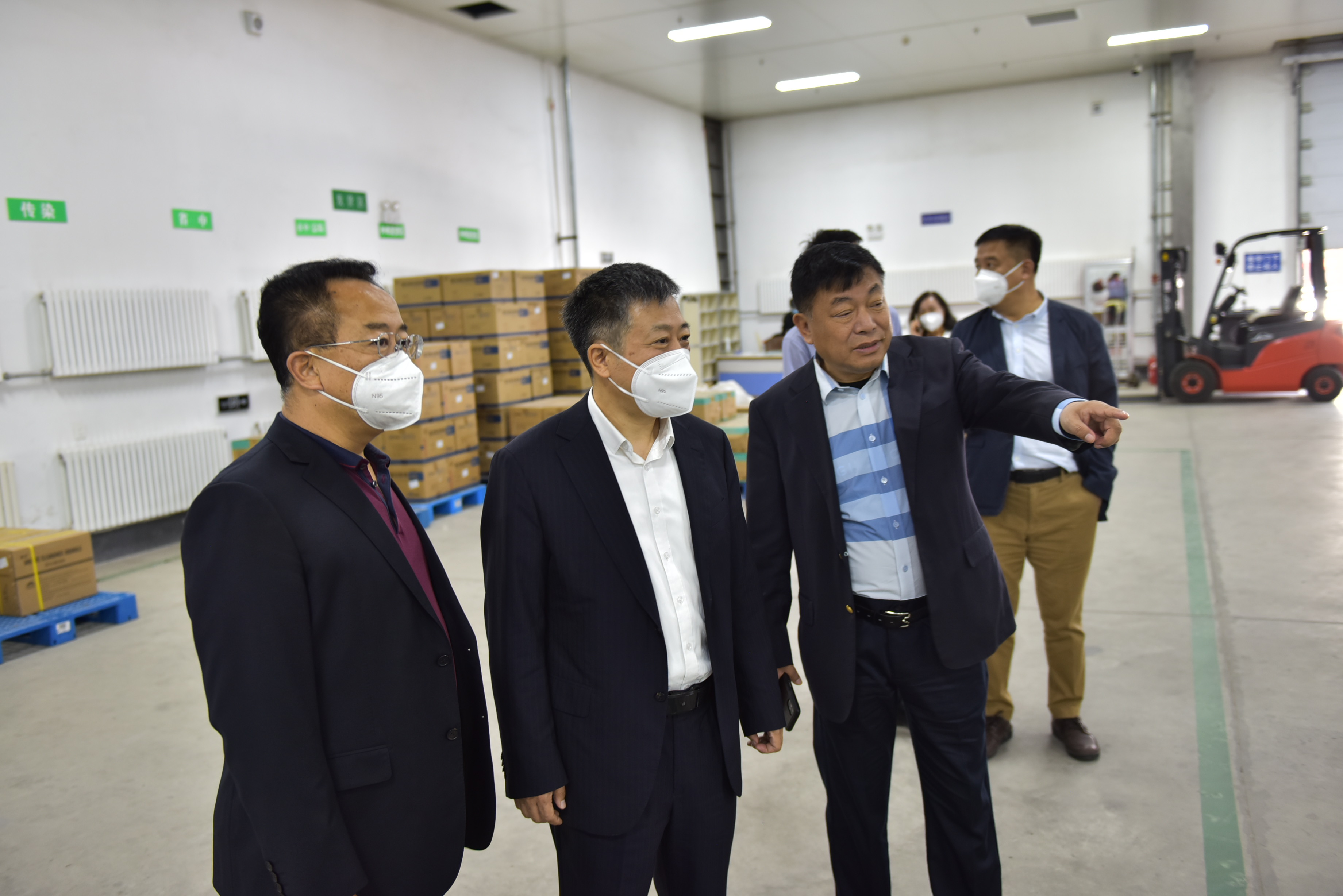 長春市外事辦公室薛春志主任一行到吉林北藥集團(tuán)參觀調(diào)研